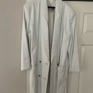 Nothing else like this on poshmark. Vintage 80’s genuine leather and WHITE!